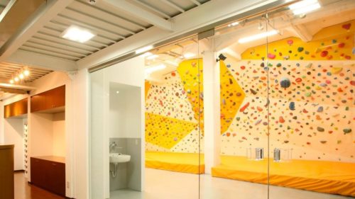 兵庫県のクライミング施設「ボルダリングジム Rock Garden （ロックガーデン神戸）」